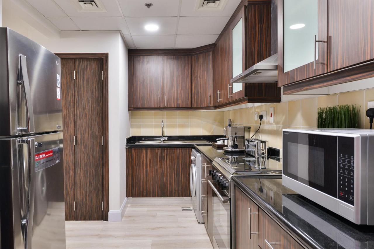 Luxury Jbr Shams - Marina View - Free 5 Star Access! Appartement Dubai